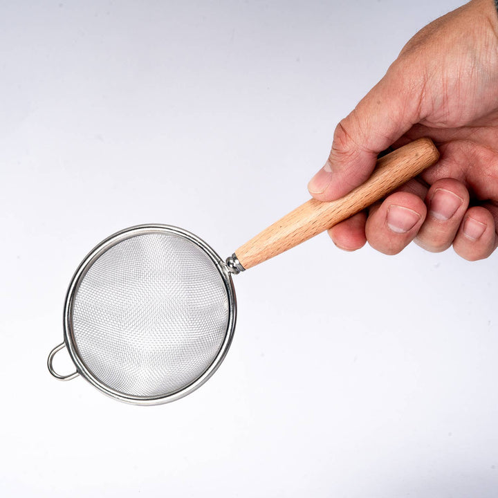 3"D Stainless Steel Tea Strainer with Wooden Handle (10/300)