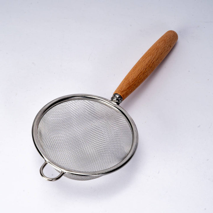 3"D Stainless Steel Tea Strainer with Wooden Handle (10/300)